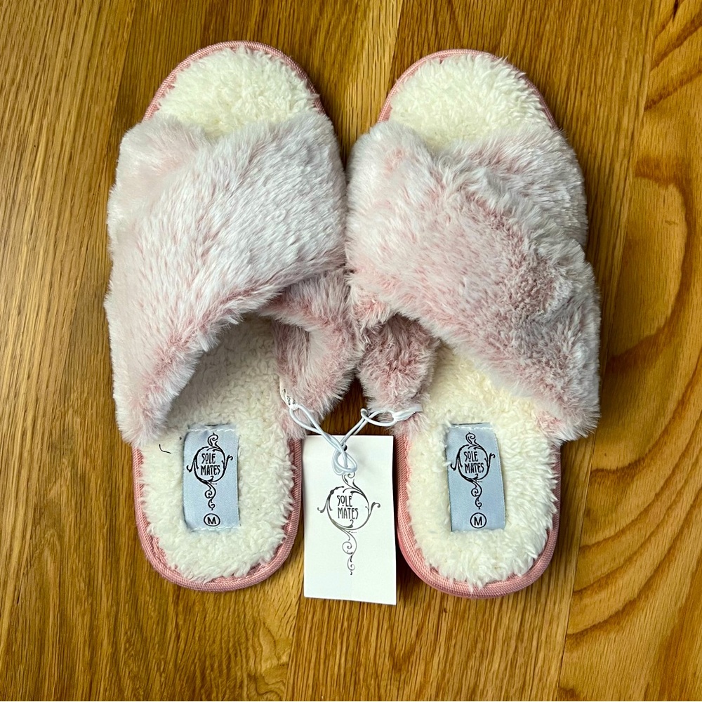 Sole Mate Slippers. NEW WITH TAGS!